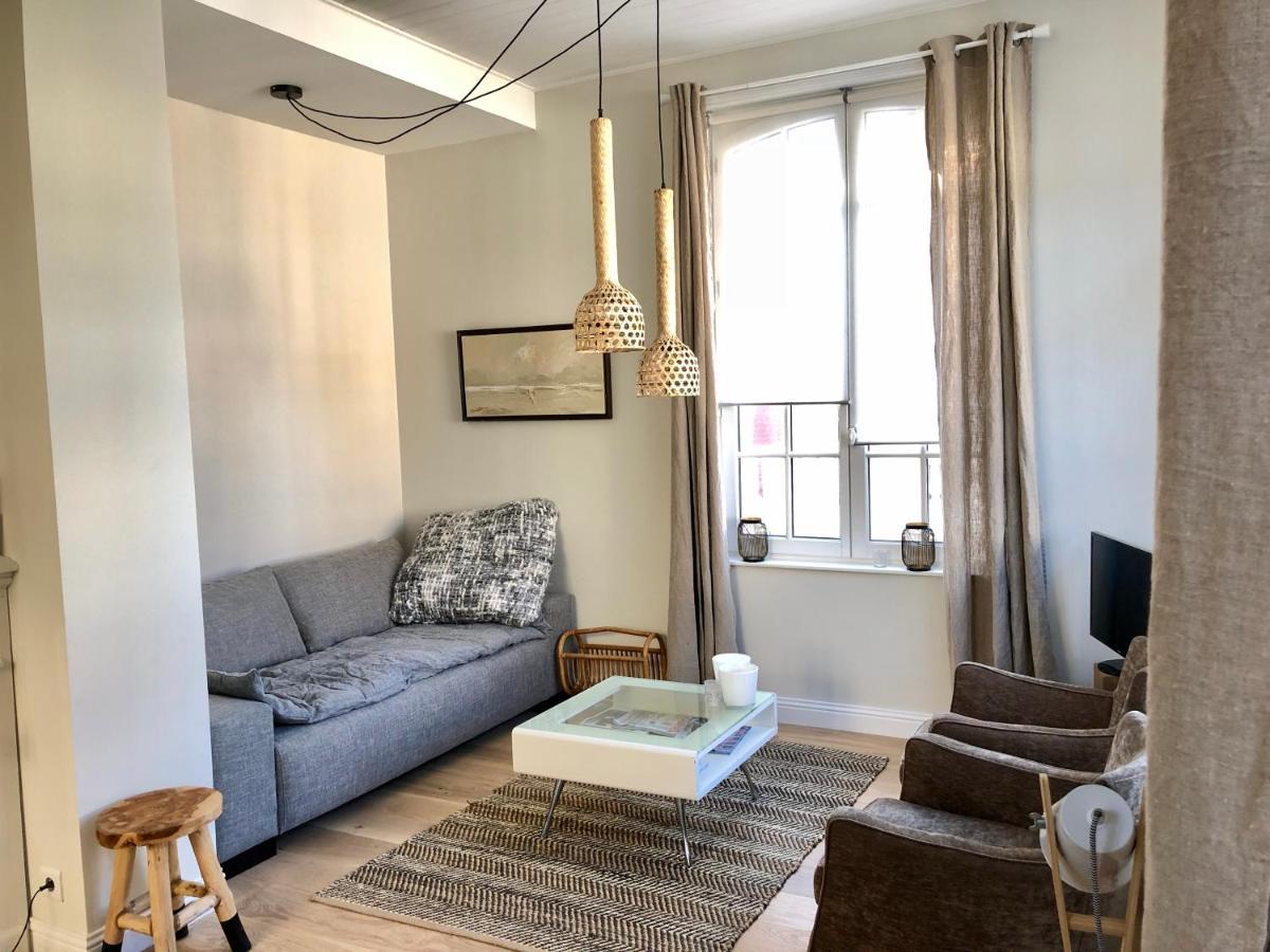 Historic "Touquettoise" Villa, Located In Heart Of The Village, 100M From The Beach, With Sunny Terrace And Private Garden Le Touquet Luaran gambar